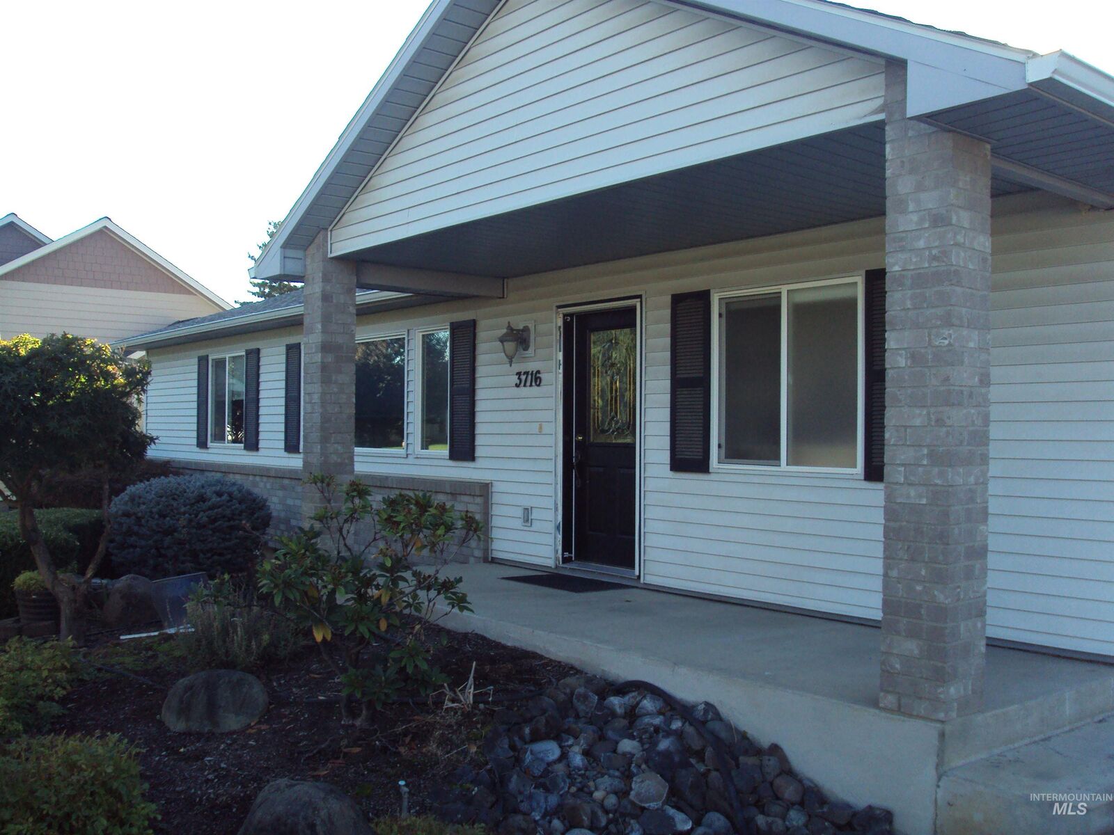 Property Photo: 3716 11th Street C ID 83501