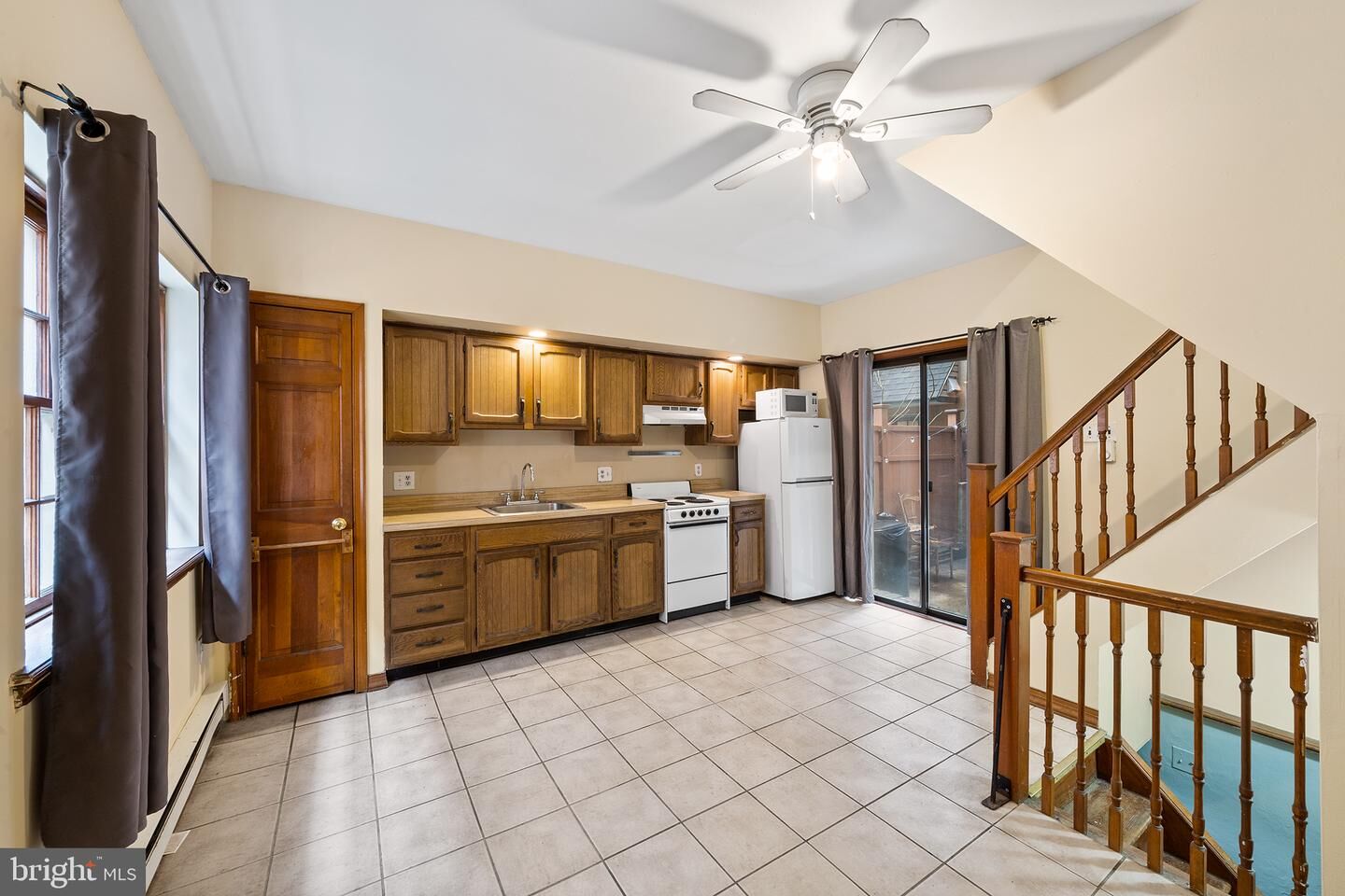 Property Photo:  904 S Delhi Street  PA 19147 