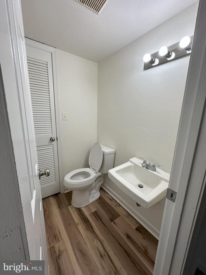 Property Photo: 12 Manchester Court VA 22408