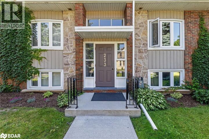 Property Photo: 233 Westminster Drive South ON N3H 1T2