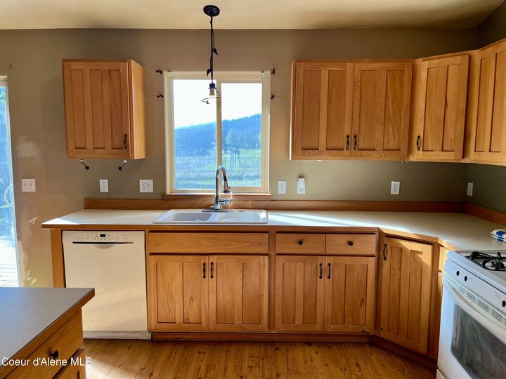 Property Photo: 31123 N 10th Ave ID 83869