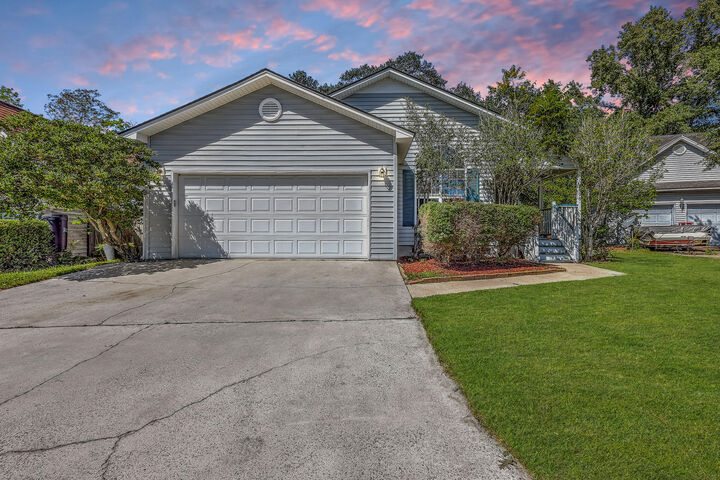 Property Photo: 498 Cessna Avenue SC 29407