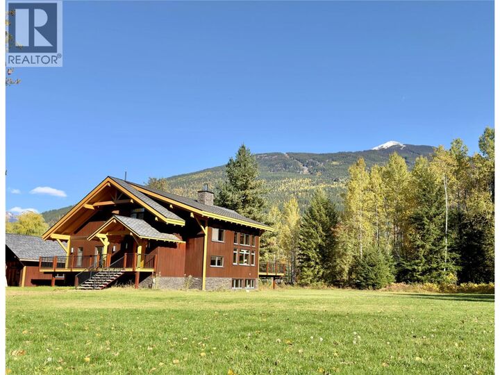 3266 Airport Way  Revelstoke BC V0E 2S3 photo