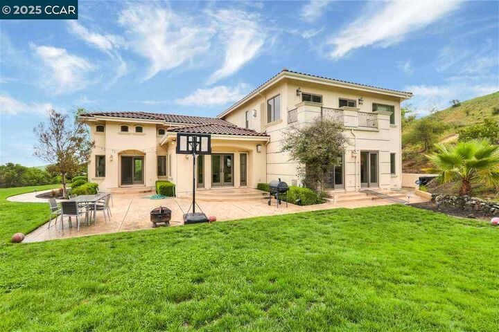 2851 Spring Creek Ln  Walnut Creek CA 94598 photo