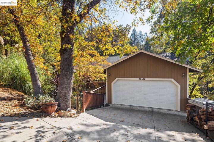 16512 S Creekside Drive  Sonora CA 95370 photo