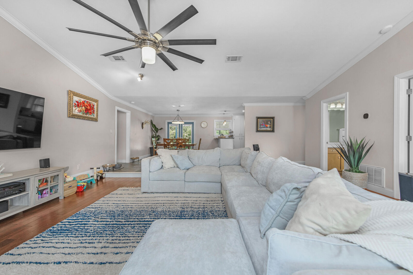 Property Photo:  2245 Las Vegas Trail  FL 32566 