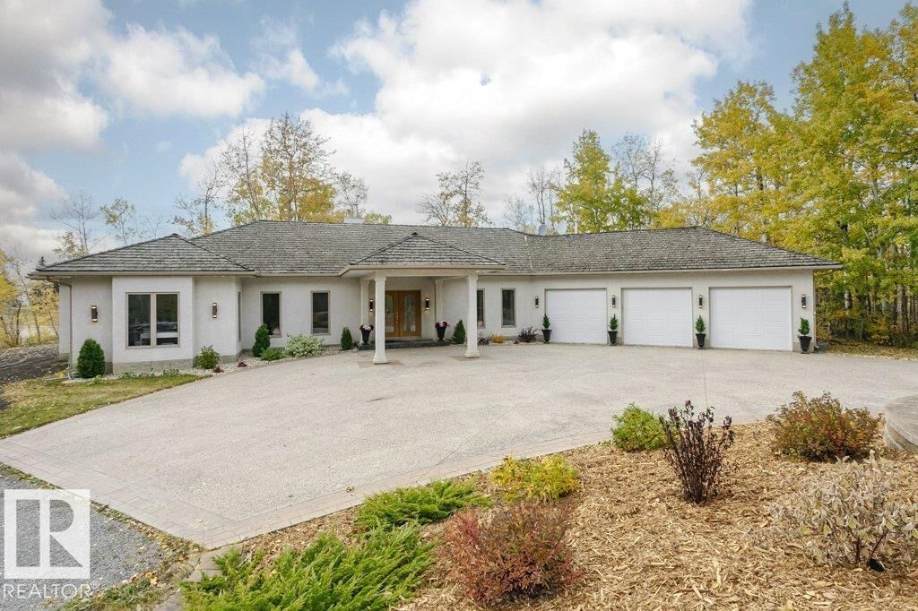 Property Photo: 52245 Rge Rd 225 AB T8C 1C6