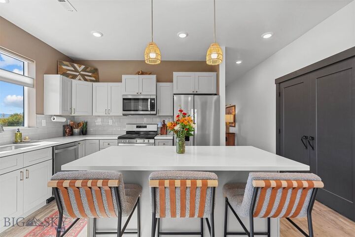 Property Photo:  102 N Eldorado Avenue  MT 59718 