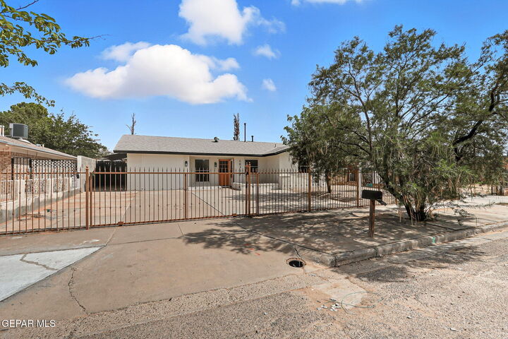 Property Photo:  10732 Sapphire Drive  TX 79924 
