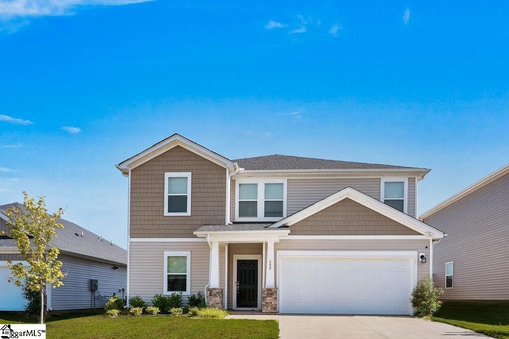 Property Photo: 602 Spendid Place SC 29680
