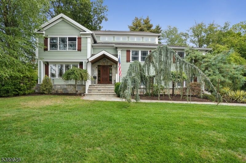 Property Photo:  6 Elkin Dr  NJ 07039 