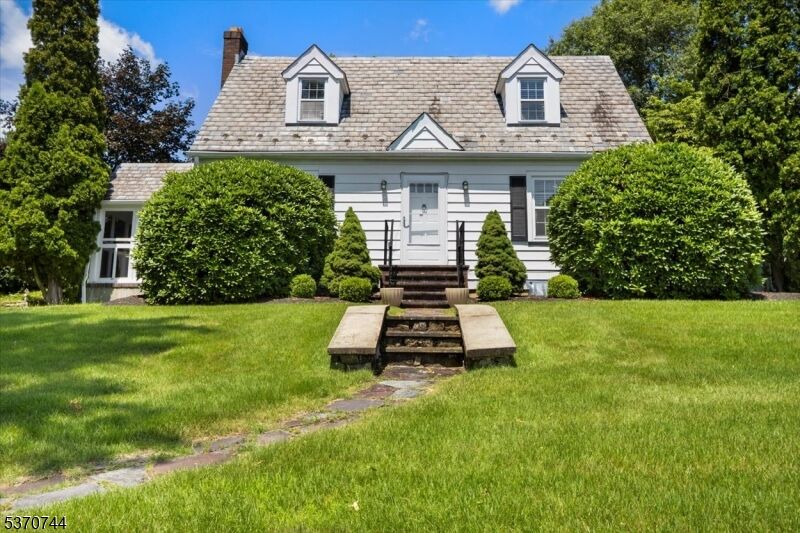 Property Photo:  590 W Main St  NJ 07866 