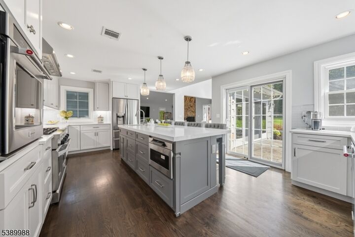 Property Photo: 7 Coventry Rd NJ 07039