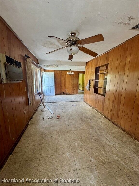 Property Photo:  317 Joe Hilton Street  FL 33825