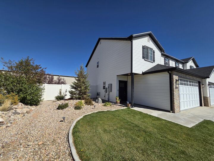 Property Photo:  2854 W 220 N  UT 84720 