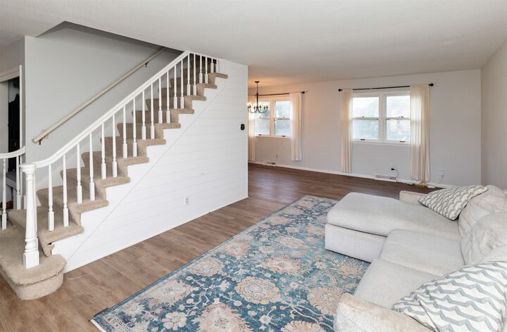 Property Photo: 1703 70th Street IA 50324