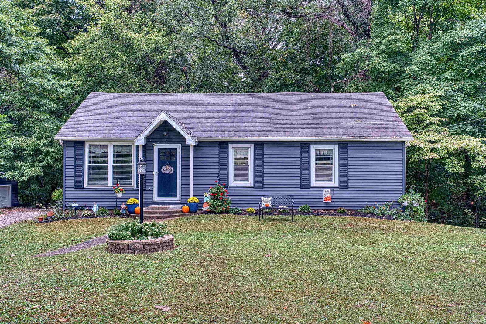 Property Photo: 5712 Hausman Road IN 47620