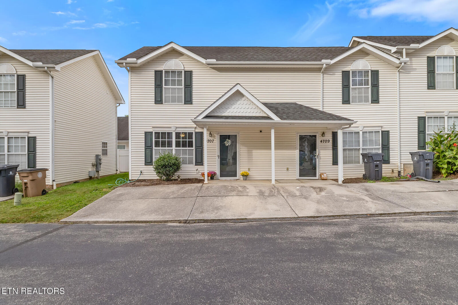 Property Photo:  4707 Scepter Way  TN 37912 