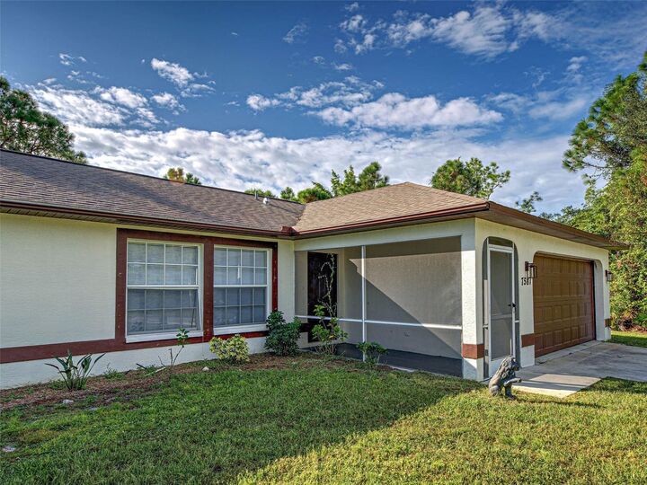 Property Photo: 7587 Jayman Road FL 34291