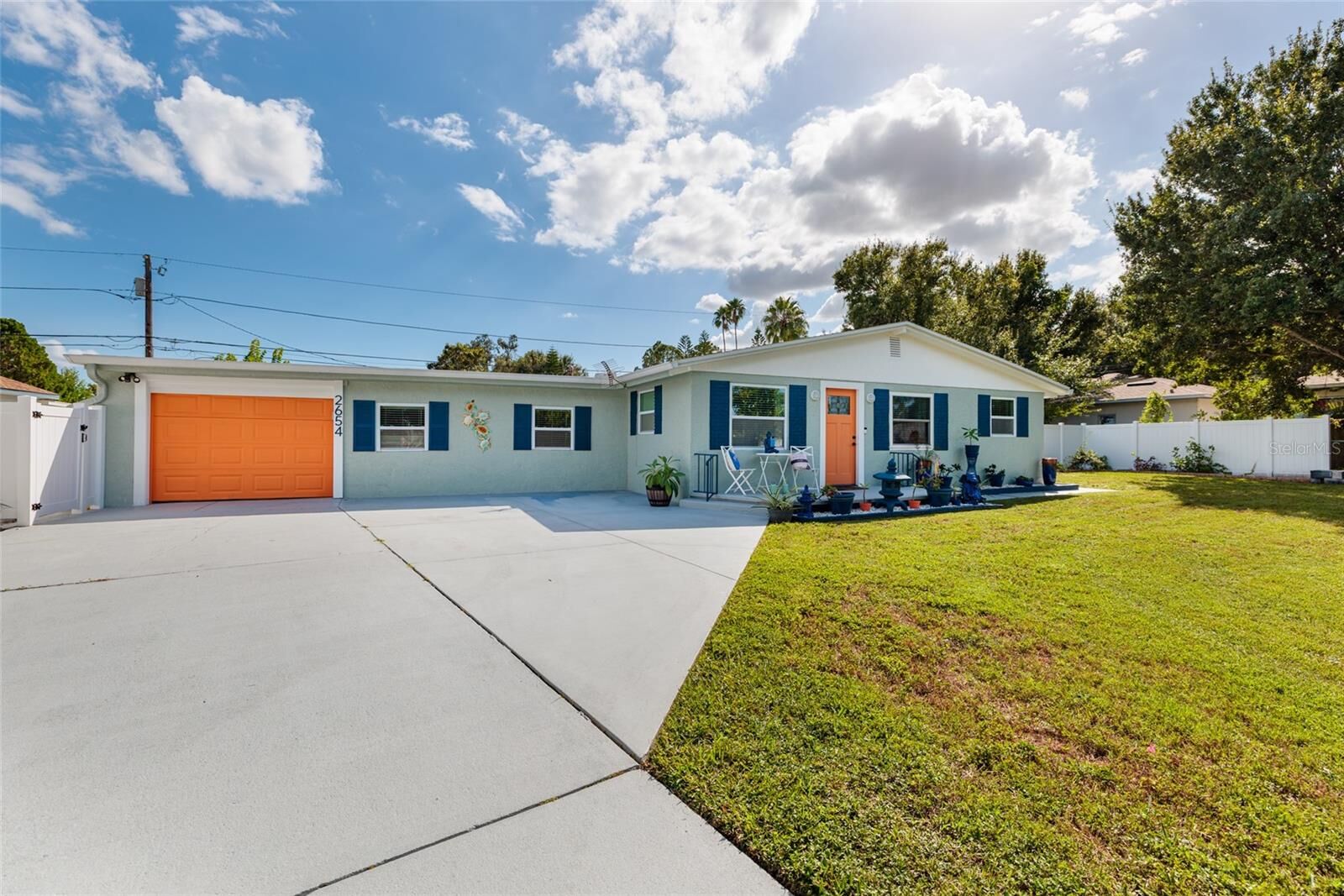 Property Photo: 2654 60th Avenue N FL 33714