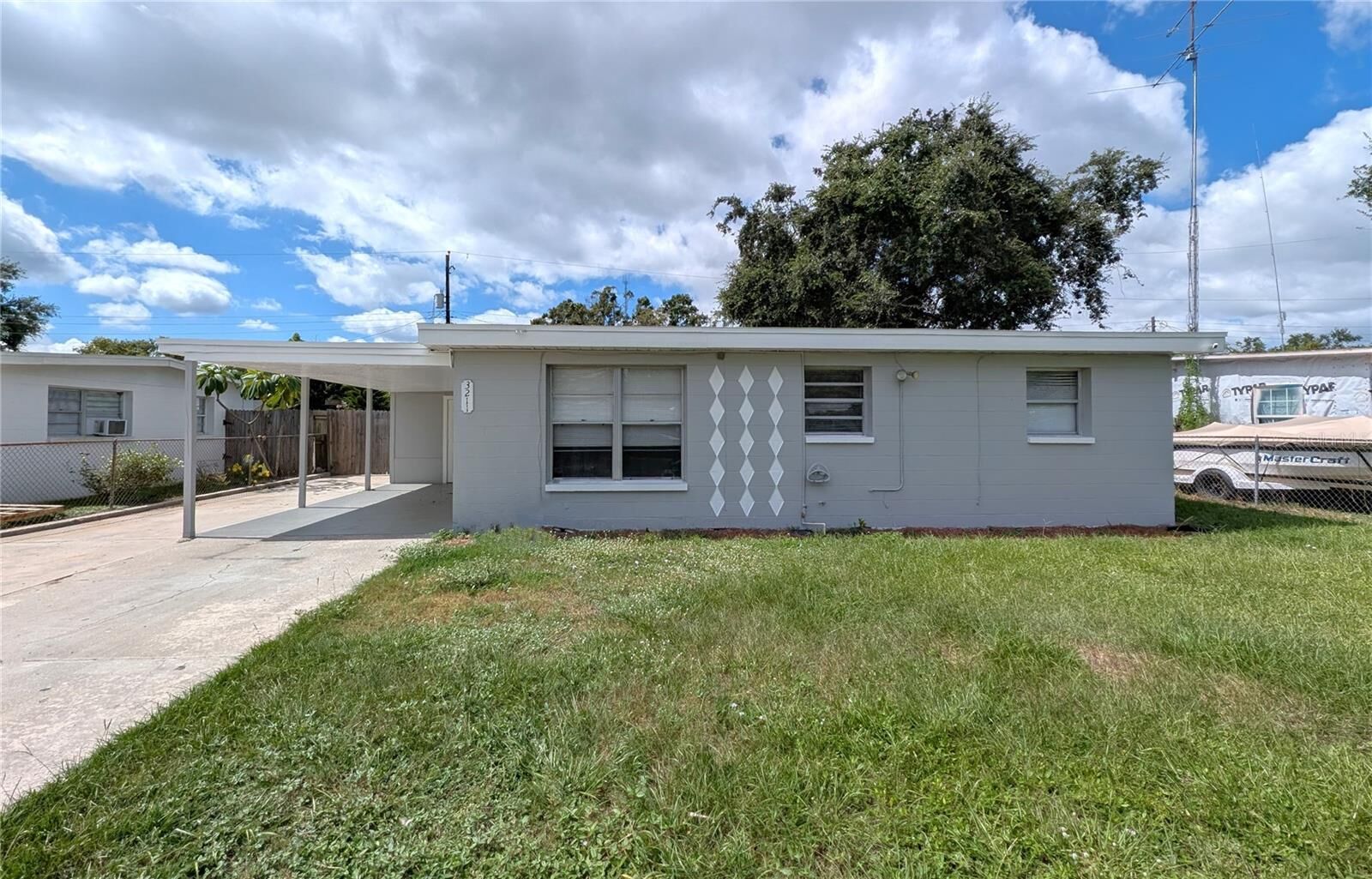 Property Photo: 3211 Clifford Sample Drive FL 33619