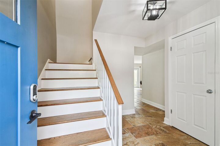 Property Photo:  106 S Lauber Way  FL 33609 