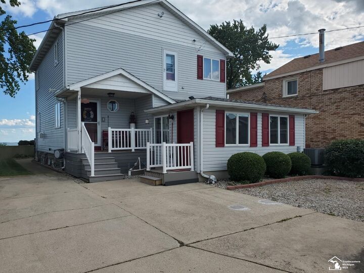 Property Photo: 4803 Allen Cove Road MI 48157