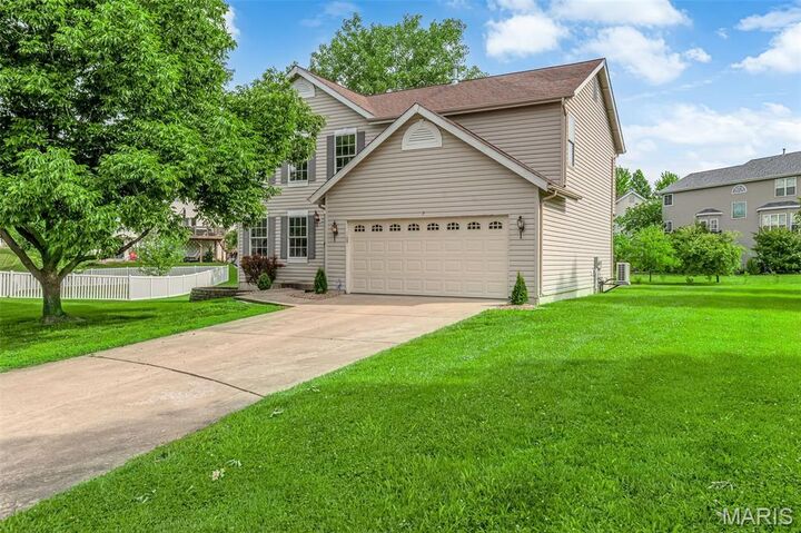 7 Park City Court  O'Fallon MO 63368 photo