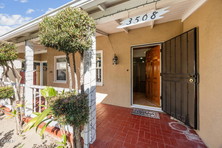 Property Photo: 3508 Rosemary Avenue CA 91208