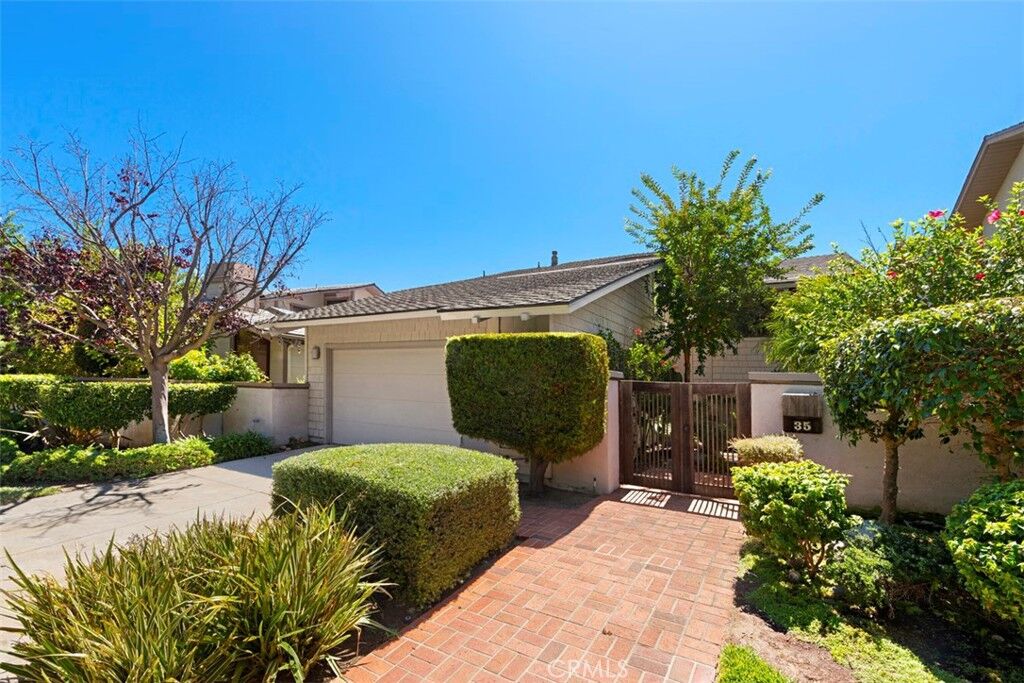 Property Photo:  35 Laguna Woods Drive  CA 92677 