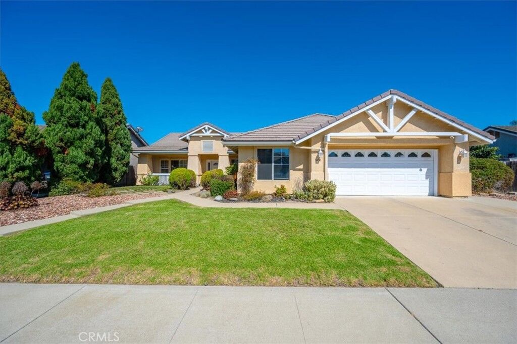 Property Photo:  1036 Armstrong St  CA 93436 