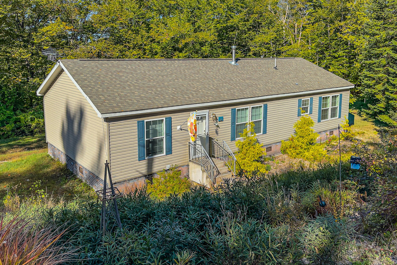 Property Photo:  263 Gore Road  ME 04055 