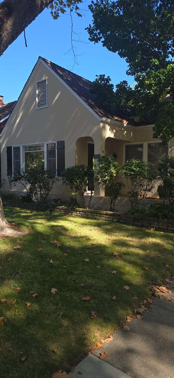 Property Photo:  937 47th Street  CA 95819 