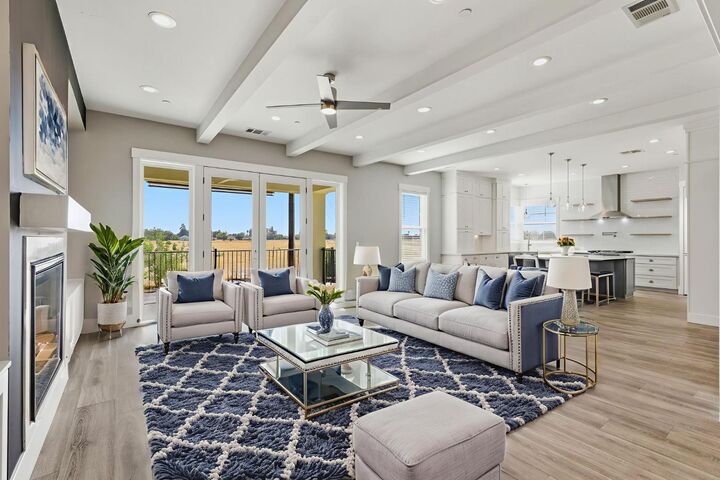 Property Photo:  5425 Rio Linda Boulevard  CA 95838 