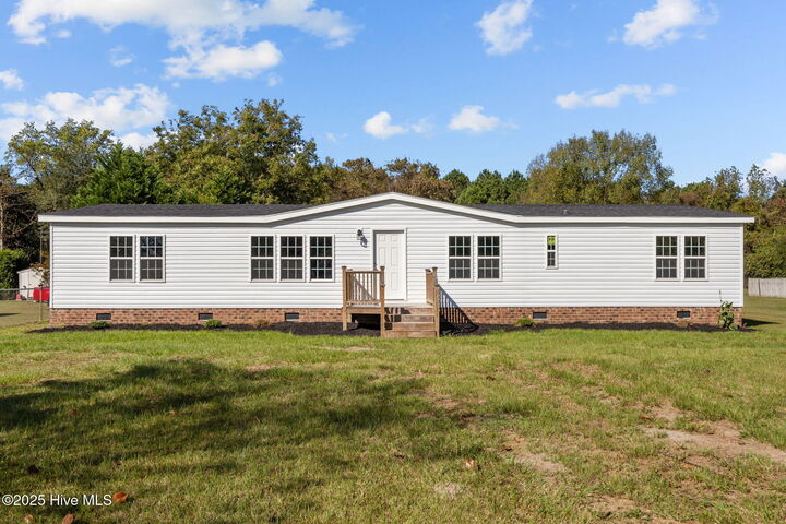 2486 Quail Lane  Deep Run NC 28525 photo