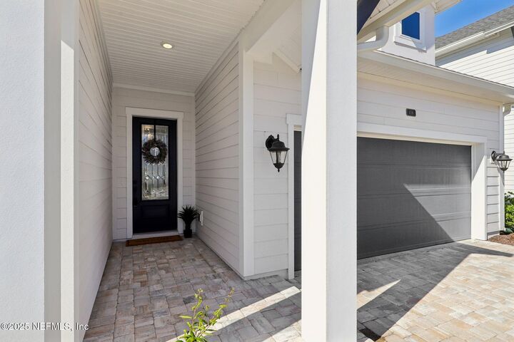 Property Photo: 406 Navigators Road FL 32259