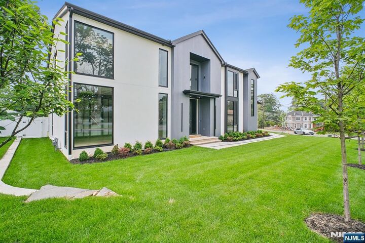 Property Photo:  2 Connor Drive  NJ 07632 