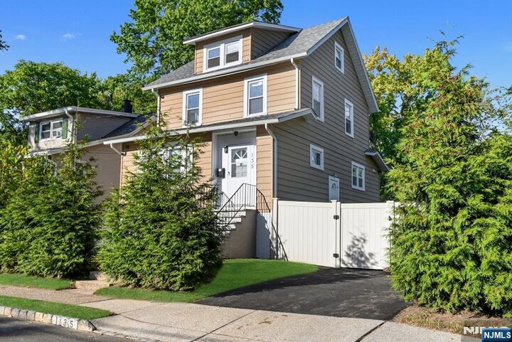 Property Photo:  135 2nd Street  NJ 07631 