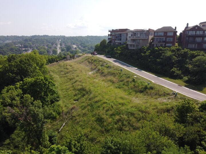 Property Photo: 737 E 11th Street KY 41071