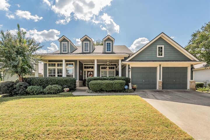 Property Photo:  2404 Aramic Court  TX 76001