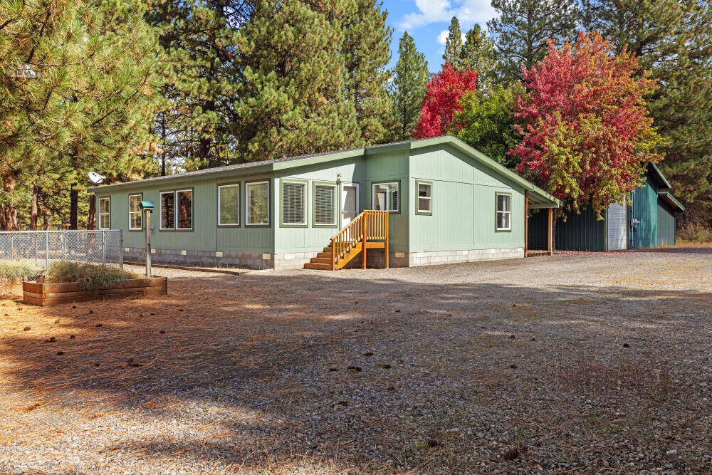 Property Photo:  22929 Horseshoe Way  OR 97601 