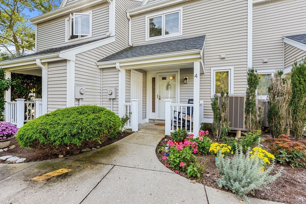 Property Photo: 4 Westcliff Dr. Golfview MA 02360