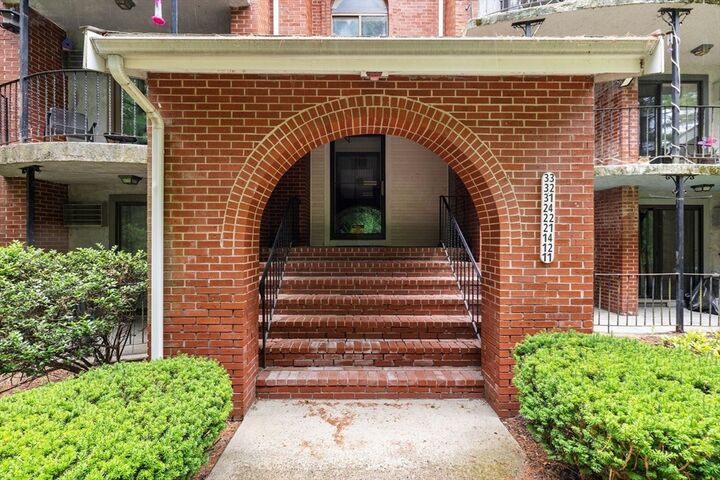 Property Photo: 8 Longmeadow Dr 14A MA 01969