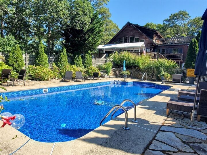 Property Photo: 25 Black Duck Cartway MA 02631