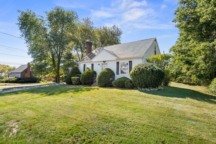 Property Photo:  115 Goldsmith  MA 01460 