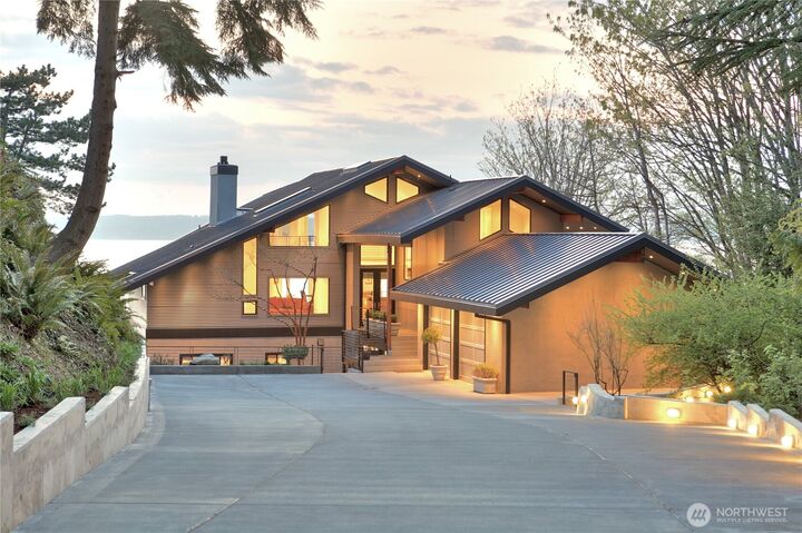 20423  10th Place SW  Normandy Park WA 98166 photo