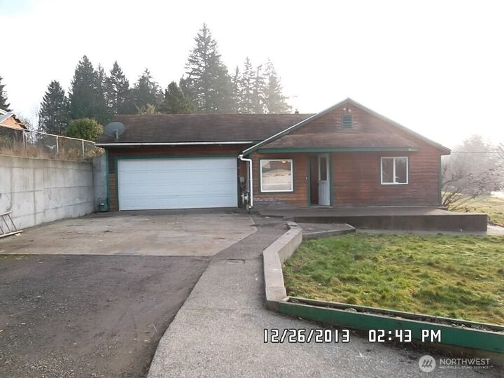 4642 SE Foss Road  Port Orchard WA 98366 photo