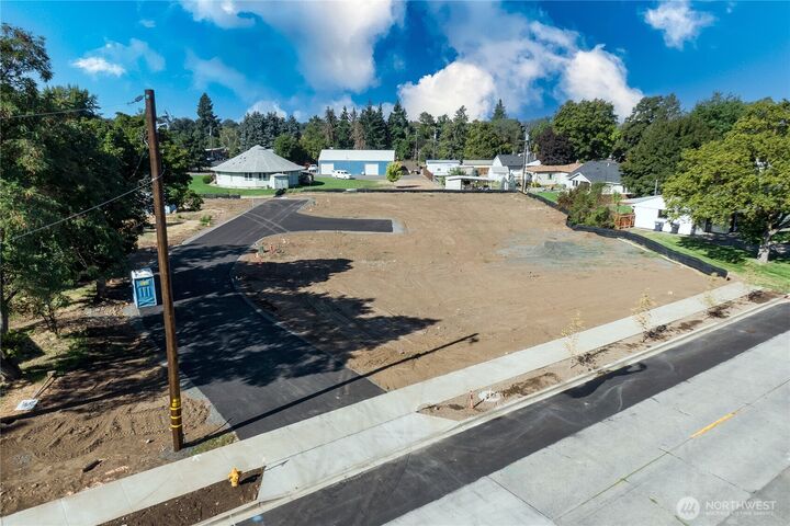 Property Photo: 3 Copacetic Court WA 99362