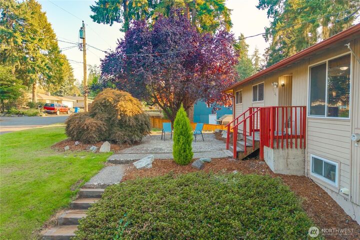 Property Photo:  9706  72nd Avenue Ct E  WA 98373