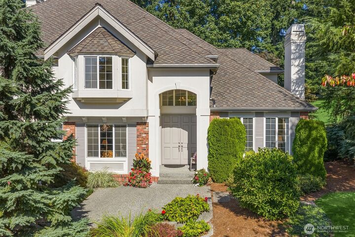 Property Photo: 9920 197 Court NE WA 98053